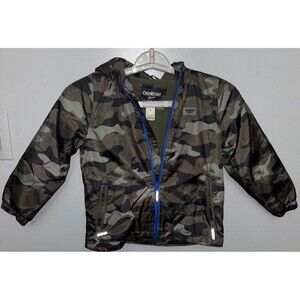 OshKosh BGosh Boys Cami Green  Hooded Winter Jacket Size 5. Zipper Front w/hood.